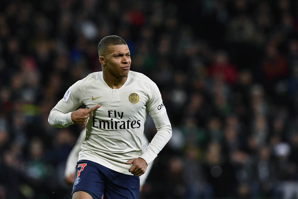 “两个行家里手”活跃在演兵场